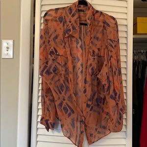 Gypsy sheer blush & navy printed button down